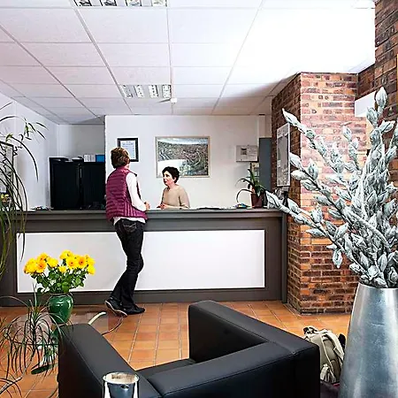 Hotel Brit Bosquet Cité