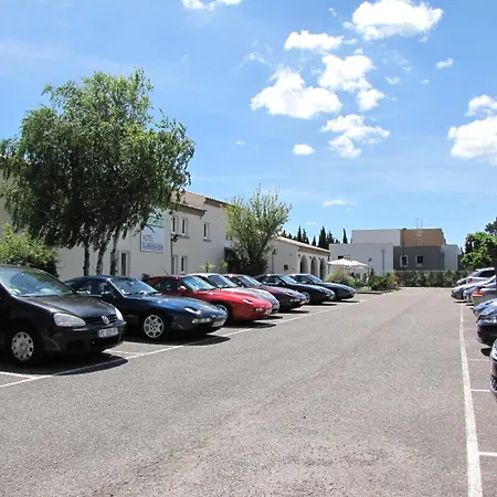 Brit Bosquet Cite 3*