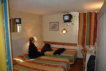 Hotell Brit Bosquet Cite 3*